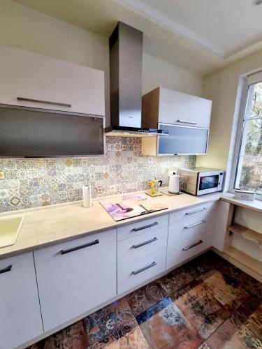 Royal House Apartment - image 11