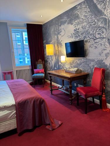 Superior Double Room image 10