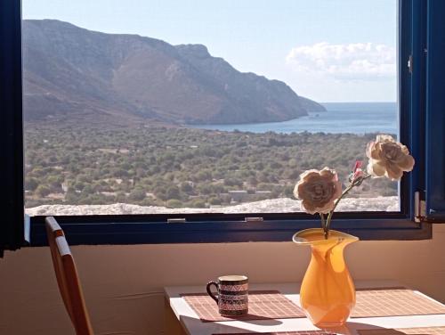 Pano Chorio Tilos gîte à louer Áyios Vasílios