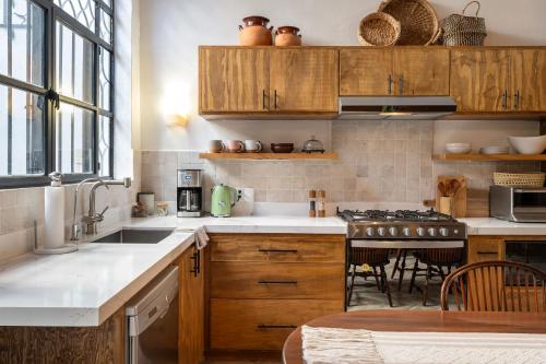 Casa Bellavista, 4BR in Centro Jardin Allende in San Miguel de Allende, Mexico
