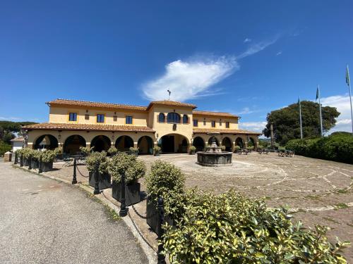 Udvendig, Olympia Resort & Spa in Tarquinia