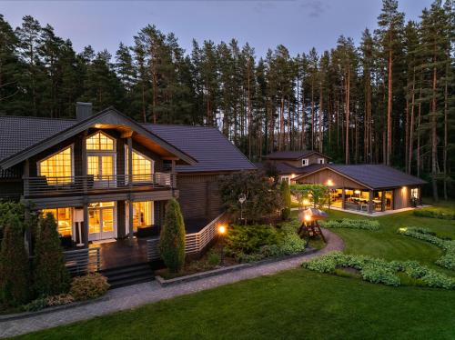 Woodland Retreat Lodge · Kulli