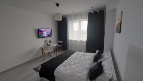 Lily Studio Rin Grand Residence 2