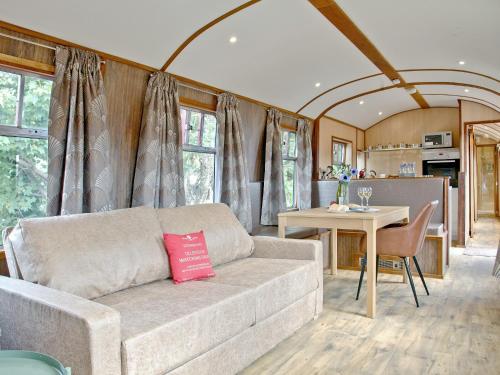 Brunel Boutique Railway Carriage 1 gîte à louer Dawlish Warren Railway Station
