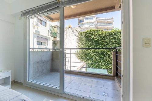 One-Bedroom Apartment image 7