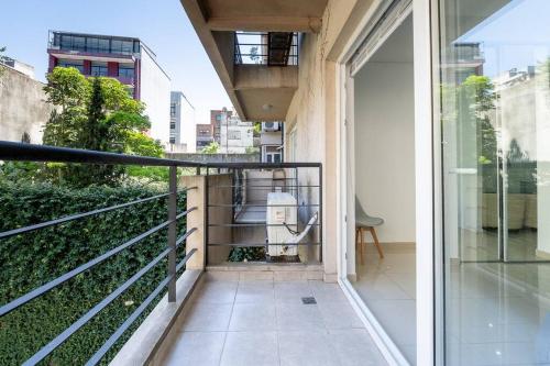 One-Bedroom Apartment image 4