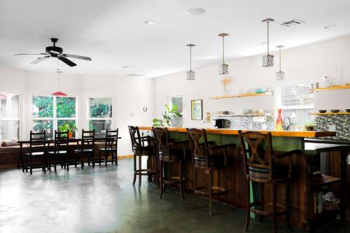 Brava House B&B - image 10