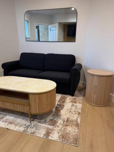 Guest Suite in a Beverly Hills Masterpiece