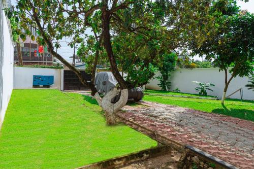 Villa Bonapriso-Hydrocarbures luxueux Consierge , gardien ,WiFi , groupe électrogène Villa Bonapriso-Hydrocarbures luxueux Consierge , gardien ,WiFi , groupe électrogène