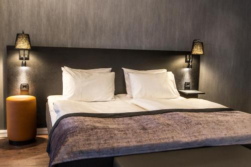 1 double bed