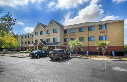 Extended Stay America Select Suites - Charleston - Airport in Charleston, USA