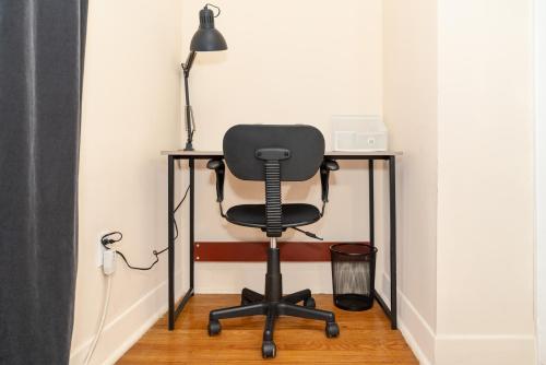 Room in cozy house close to Lawrence Ave, WiFi, parking, Toronto (zdjęcie 7)