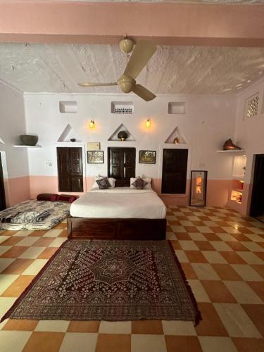 King Room image 4
