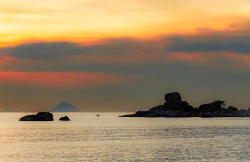 Hon Chong Hotel in Vĩnh Phước