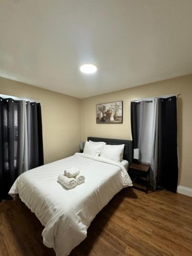 Ferry Getaway Home! in Niagara Falls, USA