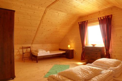 Two-Bedroom Chalet image 8