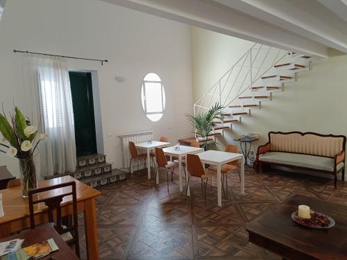 Demetra Rooms, Palermo
