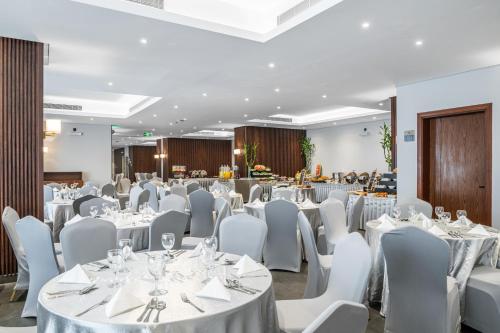 Elaf Qinwan Hotel - 레스토랑