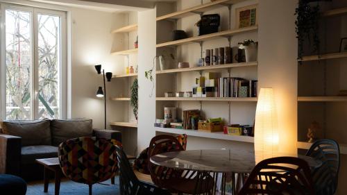 Місця відпочинку та розваги, Chambres au coeur du quartier historique - Maison Alternativi in Caen