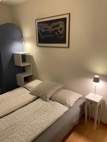 Gemütliche Zimmer mit eigenem Badezimmer an guter Lage in Bern, Schweiz