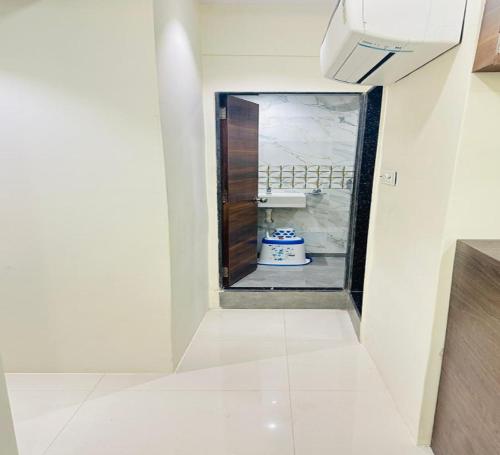 Banyo, Hotel Pride inn in Mumbai