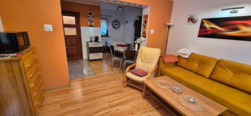 Apartament cynamonowy