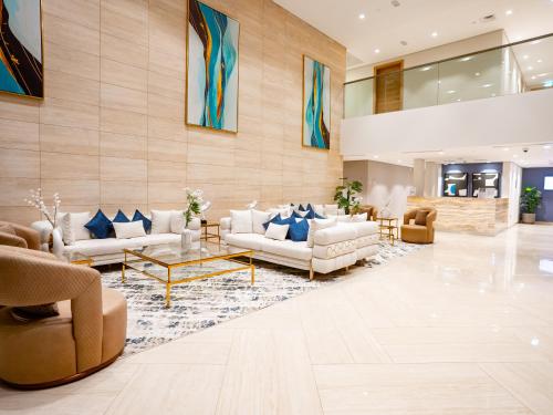 Elgant 2 bedroom near Jumeirah Village Triangle