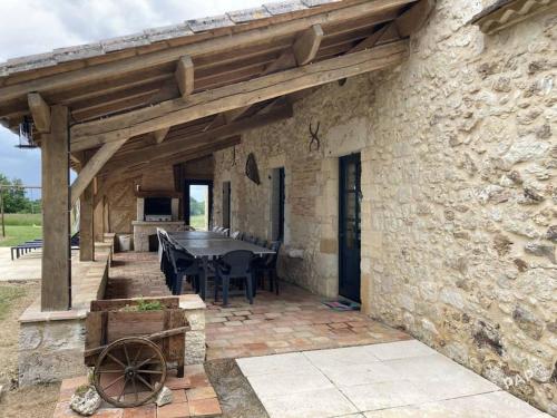 Maison de campagne St Gregoire in Sainte-Sabine-Born