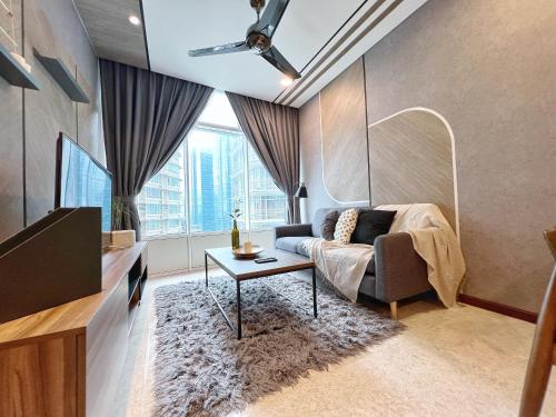Sky Suites Modern 3BR Family Suite at KLCC, Kuala Lumpur
