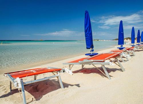 Porto Cesareo Air-conditioned Villa sleeps 12 Torre Cesarea in Bellanova