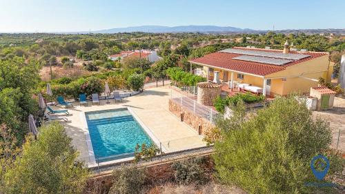 Orange House by MTPhomes in Silves