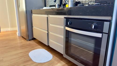 EDF PROMENADE - Apartamento com 2 quartos climatizados a 150m da beira-mar de ponta verde - Piscina, Academia, Sauna, Lavanderia, Home Cine, Churrasqueira, Salão de Jogos, Área Kids