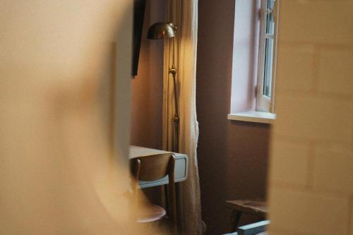 Classic Double Room image 6