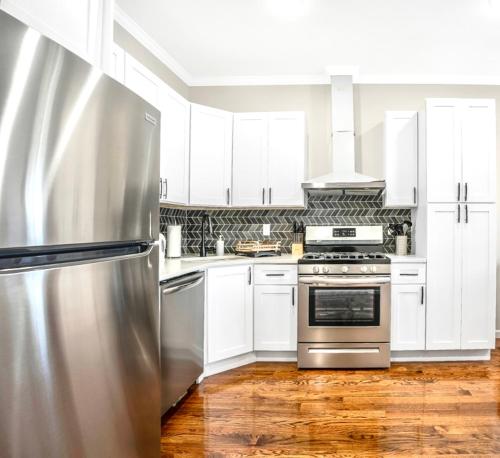 Boho Lux Getaway 20 Min to NYC in Union City, USA