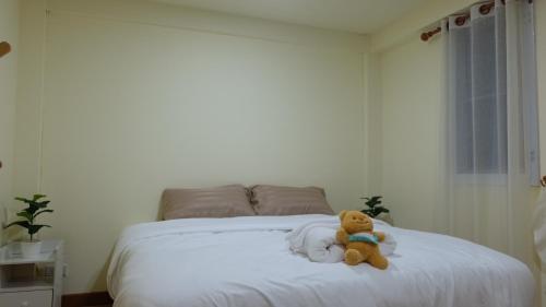 Tofu House CNX Near Nimman-Airport 4 Bedroom 6 Bed with 3 Bath room thumbnail 5
