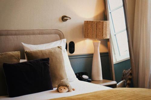 Superior Double Room image 10