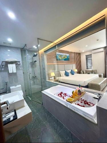Central Halong Hotel