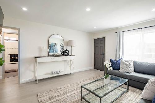 Remodeled Home in Prime Location in Rosemead, USA
