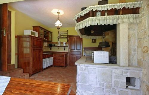 مطبخ, Adorata 1 in Vinez