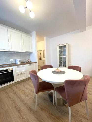 Negruzzi Apartment – khách sạn tại Dumbrăvița