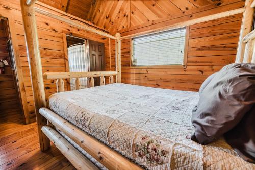 Budros Bungalow in Townsend, USA