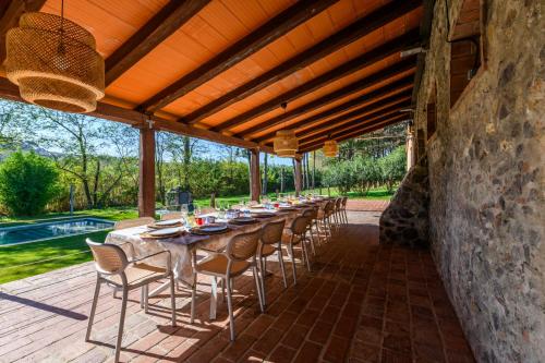 MASIA PUIG PIQUÉ - Piscina, jardín, porcho, BBQ, WIFI - 20 PERSONAS (MASIA PUIG PIQUE - Piscina, jardin, porcho, BBQ, WIFI - 20 PERSONAS) in Hostalric