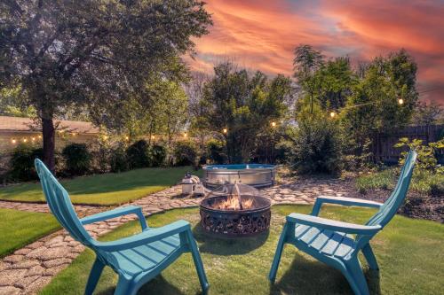 Stunning 4BD NEW Home by Downtown Austin with Pool & Patio in Austin, USA