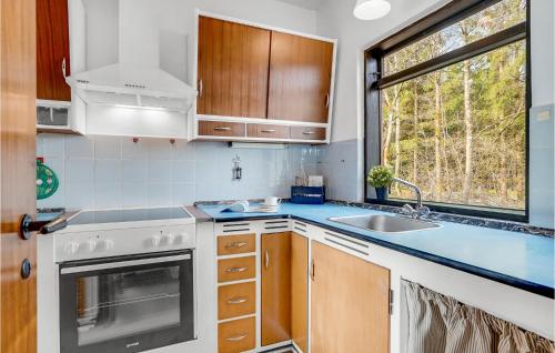 Konyha, Stunning Home In Aulum With Wifi in Aulum
