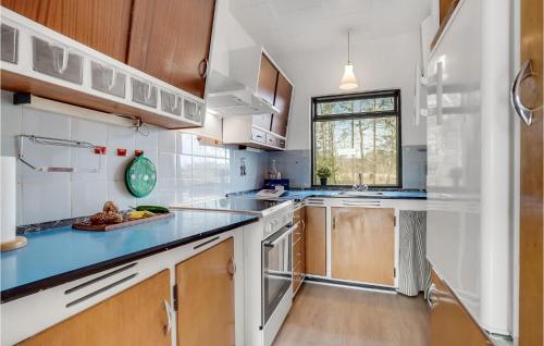 Konyha, Stunning Home In Aulum With Wifi in Aulum