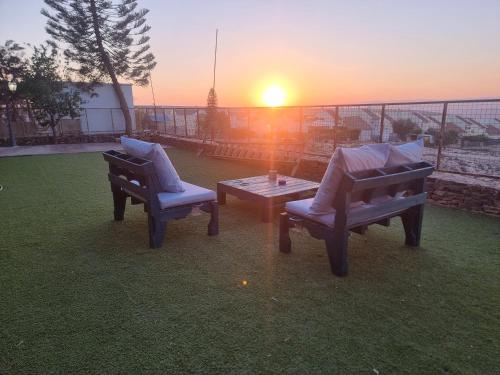 Desert sunsets in อาราด