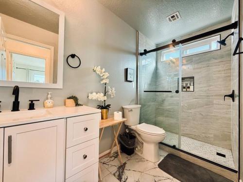 Jies Choice- Big single Family home 4B3B Getaway