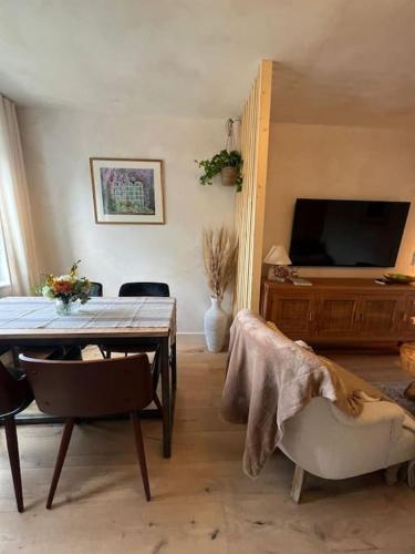 A Cozy Home Away from Home in เลียทเฮดทอร์เฮด