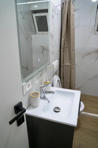 Arni's Apartments, Tirana (zdjęcie 6)