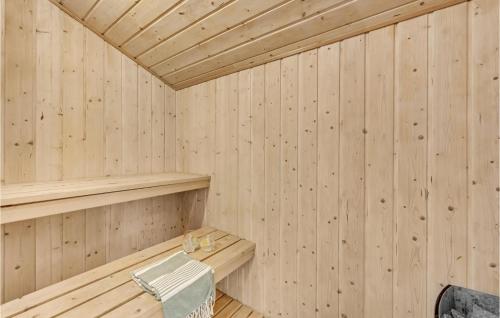 Hot tub, Awesome Home In Thisted With Sauna in Thisted